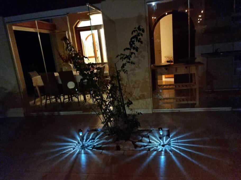 Villa Tea, Residenza Incantevole Con Giardino . Flumini di Quartu Εξωτερικό φωτογραφία
